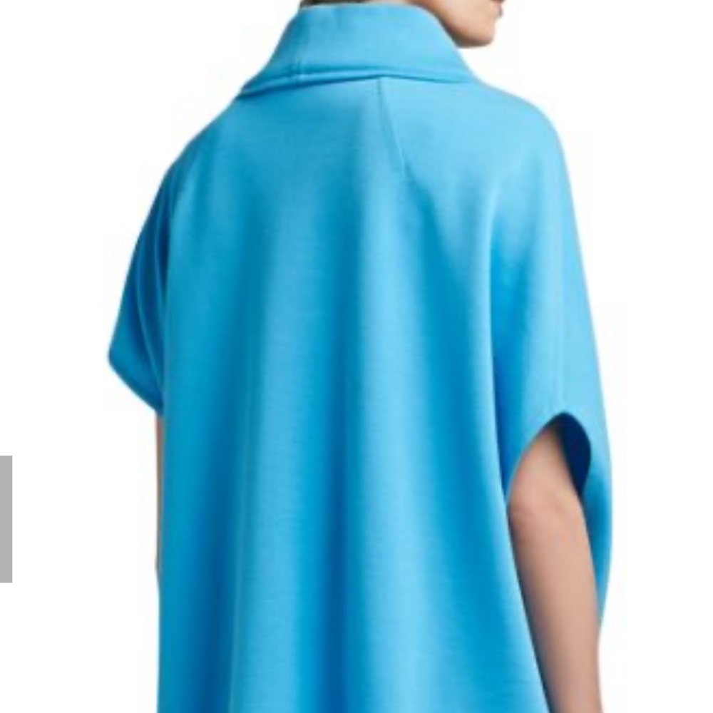 St. John wool tunic - Sold out at  Neimans!💙🤍